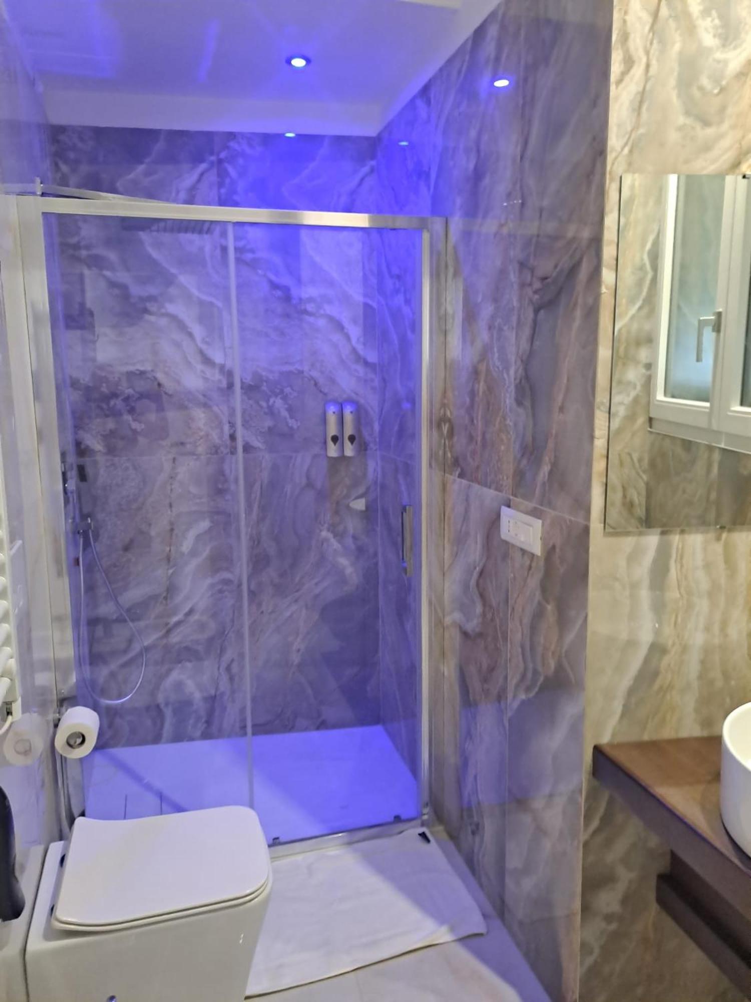 Le Stanze Di Venere Hotel Napels Buitenkant foto
