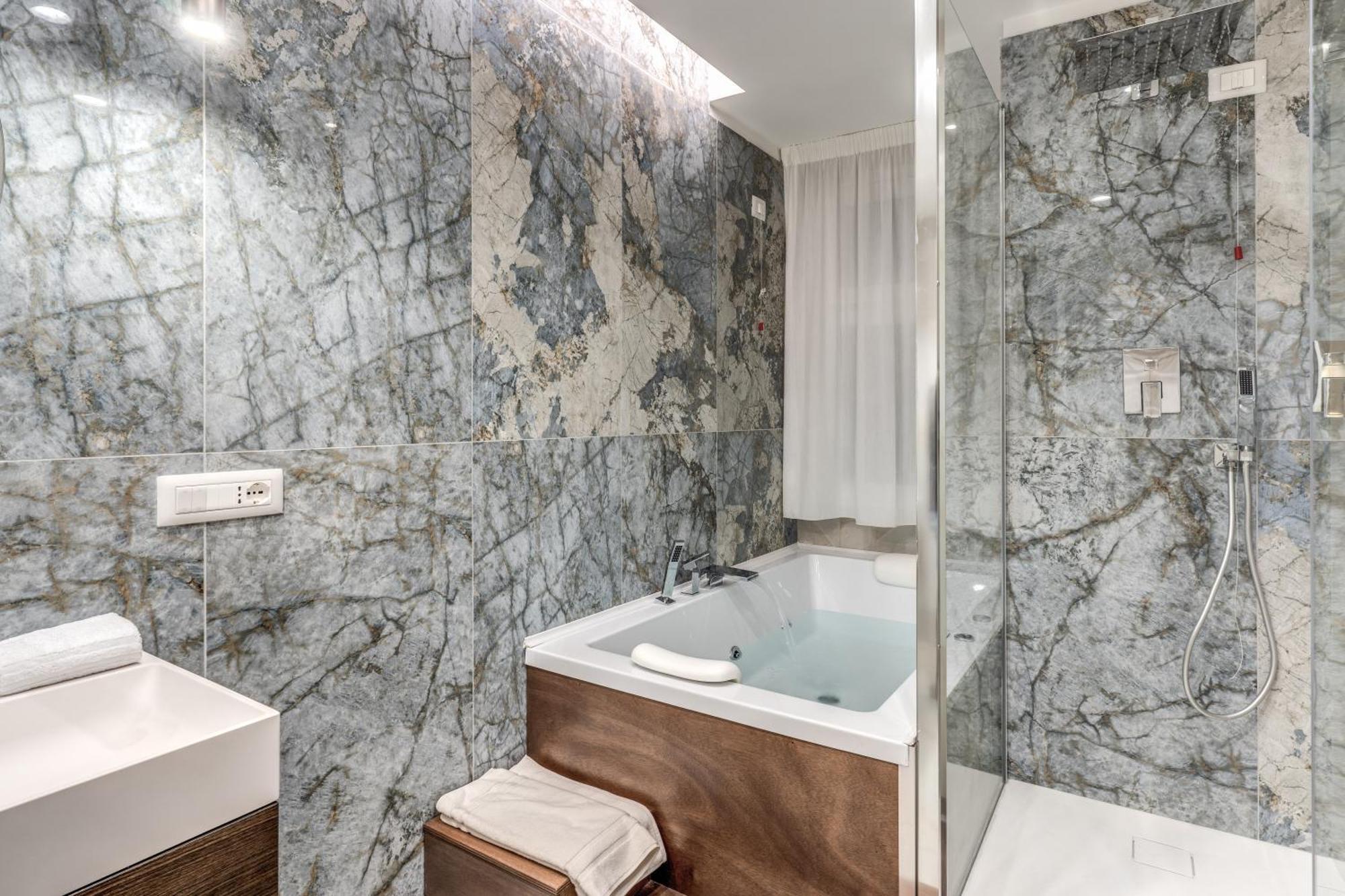 Le Stanze Di Venere Hotel Napels Buitenkant foto